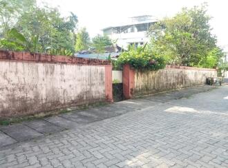 Residential Land for Sale in Ernakulam, Ernakulam town, Vaduthala, Chittoor Road