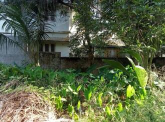 Residential Land for Sale in Ernakulam, Ernakulam town, Vaduthala, Chittoor Road