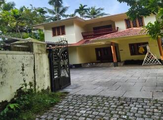 Residential House Villa for Sale in Kozhikode, Narikkuni, Narikkuni, Near Veterinary hospital