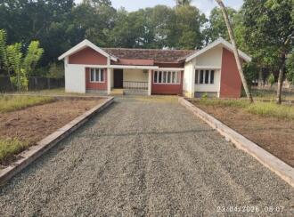 Residential House Villa for Sale in Kottayam, Kottayam town, Veloor, Parapadam temple Road