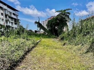 Residential Land for Sale in Ernakulam, Ernakulam town, Kaloor, Aryapadam Lane, off Perandur Road. 10.0027919,76.2877385