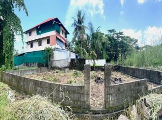 Residential Land for Sale in Ernakulam, Ernakulam town, Kaloor, Aryapadam Lane, off Perandur Road. 10.0027919,76.2877385