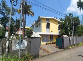 Residential House Villa for Sale in Ernakulam, Ernakulam town, Palarivattom, near cake hut bakery