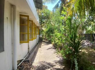 Residential House Villa for Sale in Ernakulam, Ernakulam town, Palarivattom, near cake hut bakery