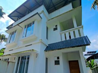 Residential House Villa for Sale in Ernakulam, Edappally, Edapally, Eloor village, Kalachur road, Edappally, Kochi