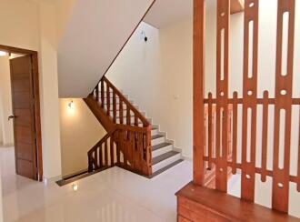 Residential House Villa for Sale in Ernakulam, Edappally, Edapally, Eloor village, Kalachur road, Edappally, Kochi