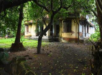 Commercial Land for Sale in Kottayam, Kottayam town, Thirunakkara, Temple road