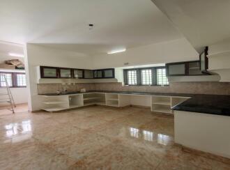 Residential House Villa for Sale in Thrissur, Irinjalakuda, Aripalam