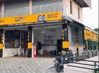 Commercial Building for Rent in Thrissur, Kuttanellur, Kuttanellur, opp. Hyundai Showroom Service Center NH 544