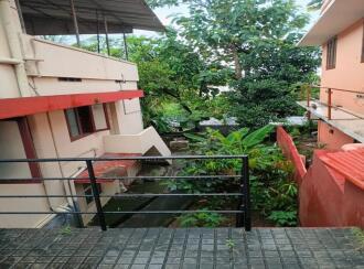 Commercial Land for Sale in Trivandrum, Thiruvananthapuram, Kesavadasapuram, MC Road