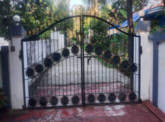 Residential House Villa for Sale in Thrissur, Thrissur town, Manakkody, opposite road to St. Antony's Church,
