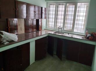 Commercial Building for Rent in Trivandrum, Thiruvananthapuram, Kumarapuram, Edamadom Gardens